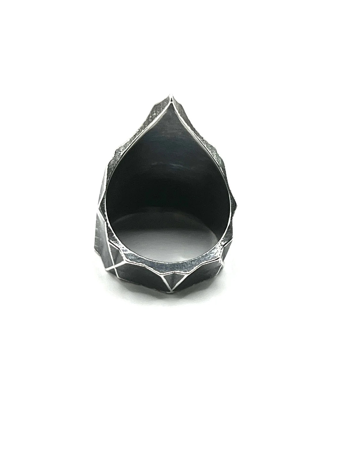 Thorn Guard’s Ring in Sterling Silver