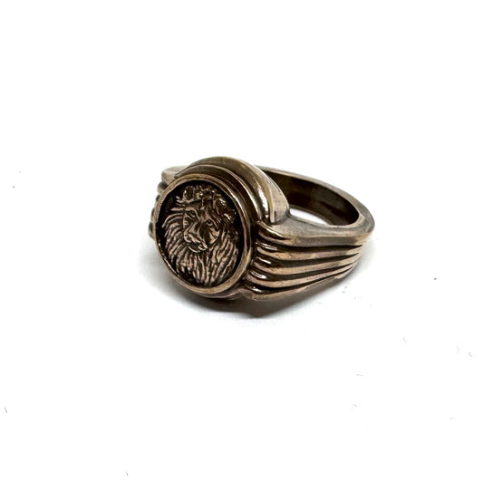 Lion Ring in Bronze