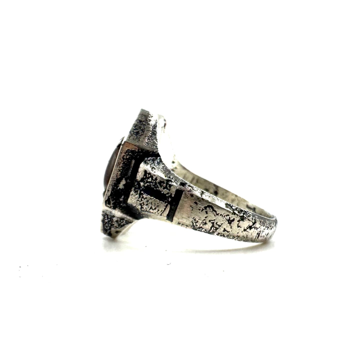 Sanctum Ring With Garnet in Sterling Silver