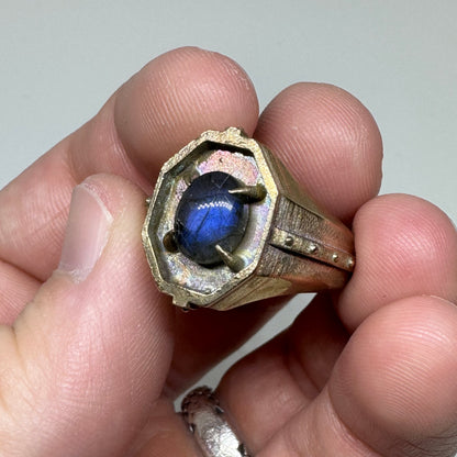 Citadel Ring With Labradorite in Bronze