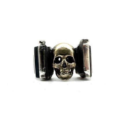 Skull Ring in Sterling Silver and bronze