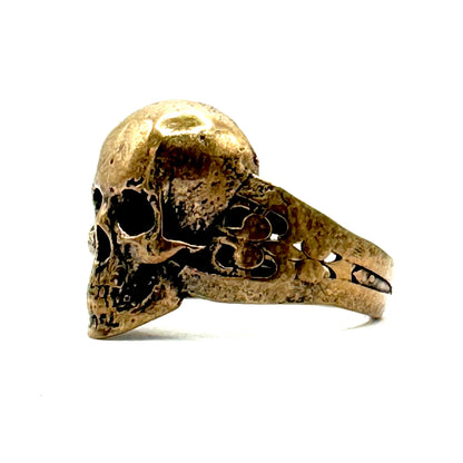 Yorick’s Testament Skull Ring in Bronze