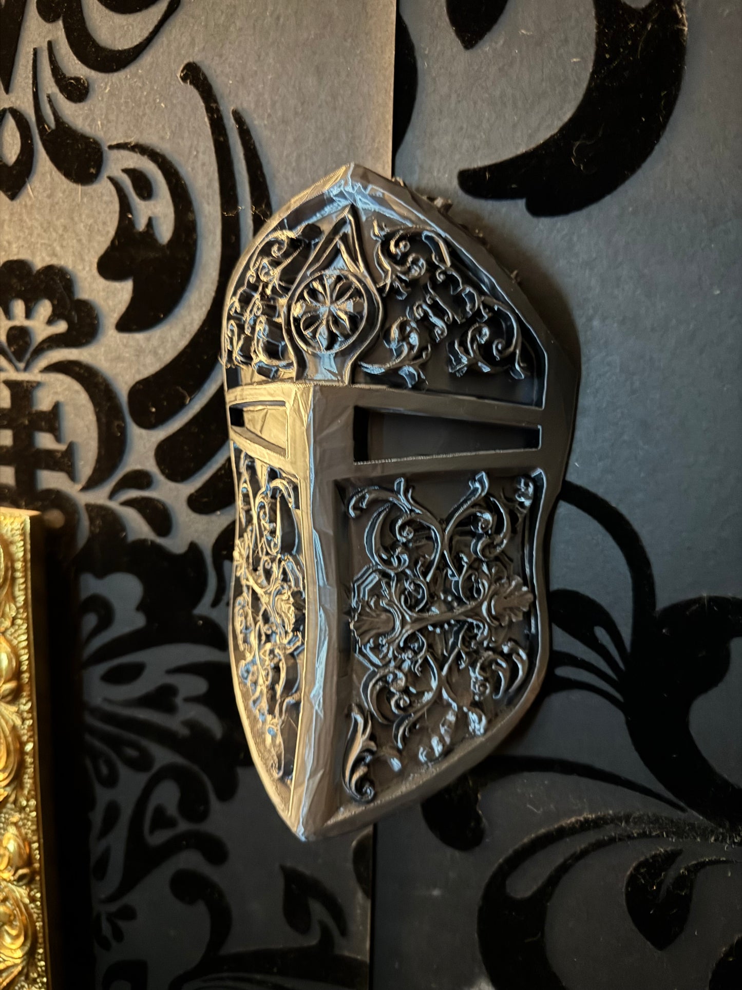 Blood Knight Helm Wall Mount