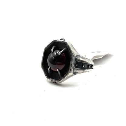 Sanctum Ring With Garnet in Sterling Silver
