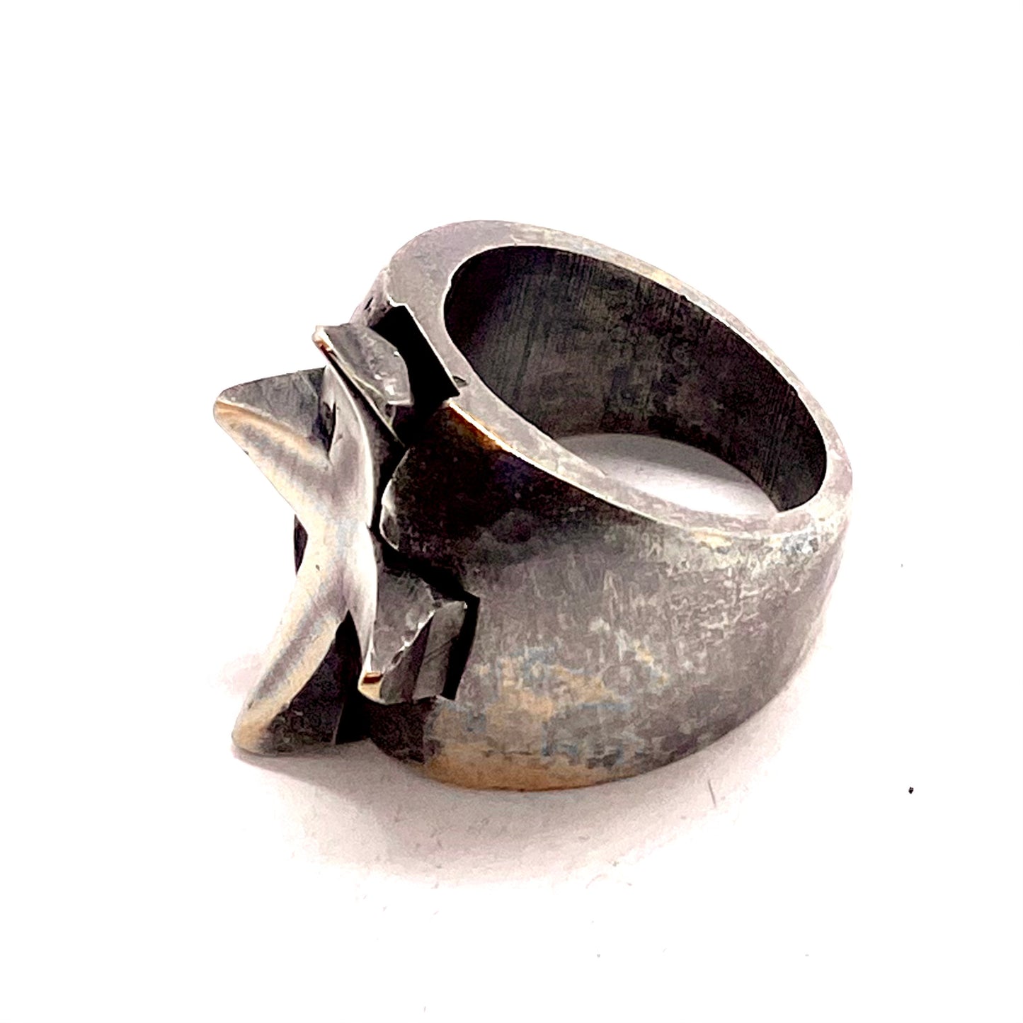 Sentinel Ring in Bronze
