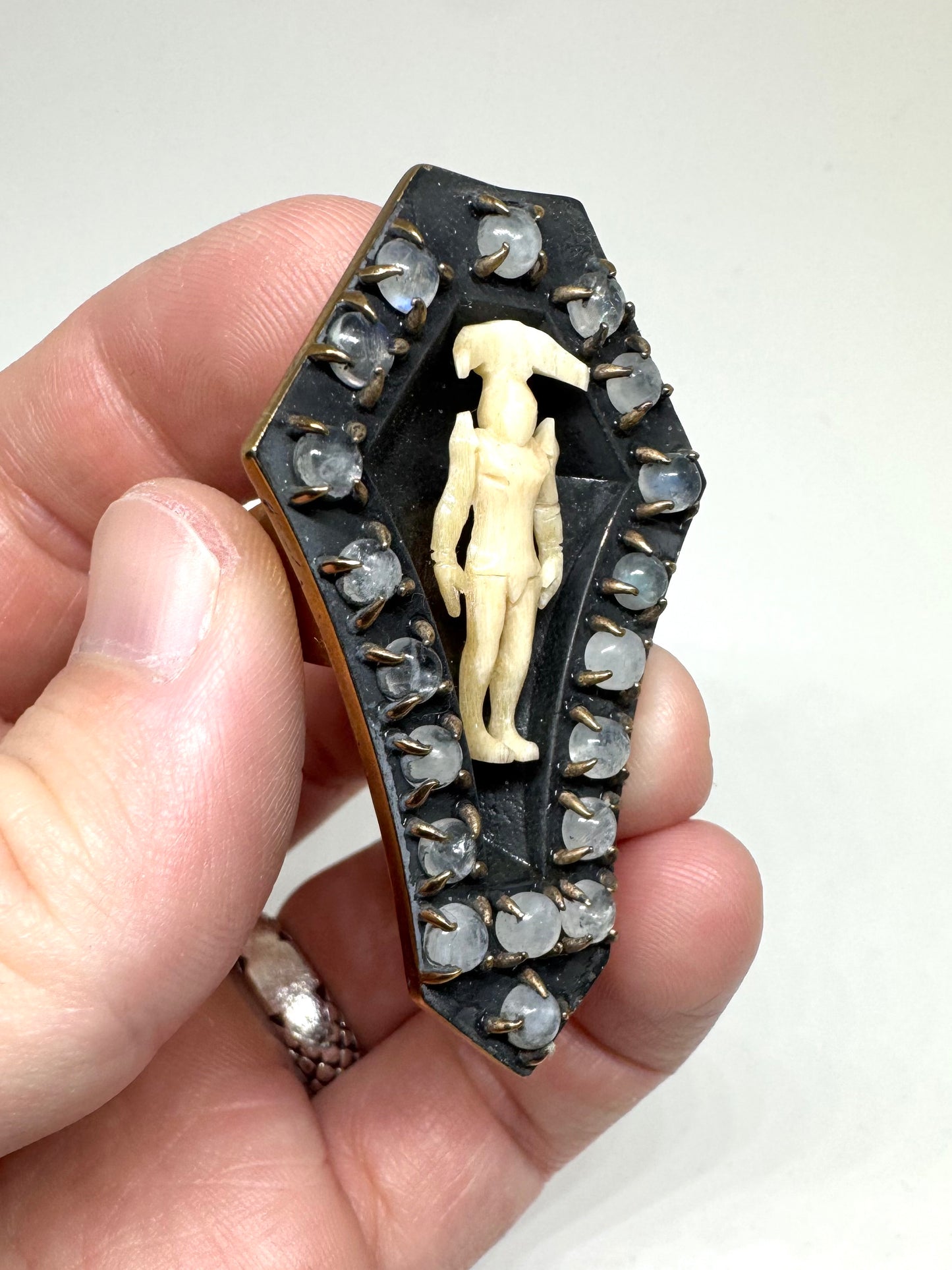 Coffin Ring in Bronze and Moonstone And Horn