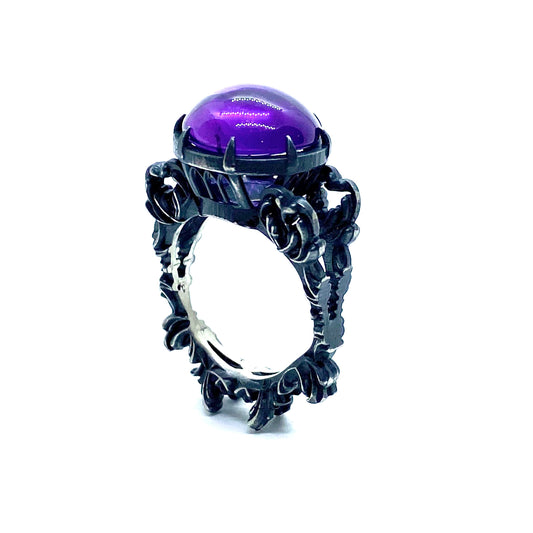 Cathedral ring in sterling silver set with garnet Cathedral ring in sterling silver set with amethyst