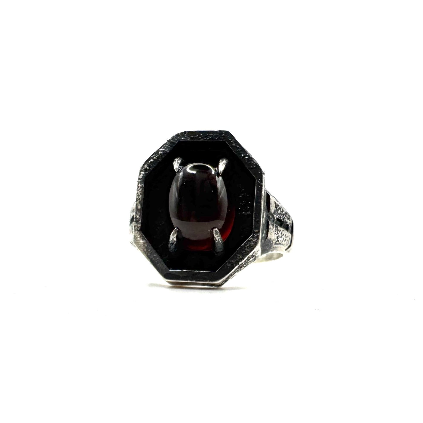 Sanctum Ring With Garnet in Sterling Silver