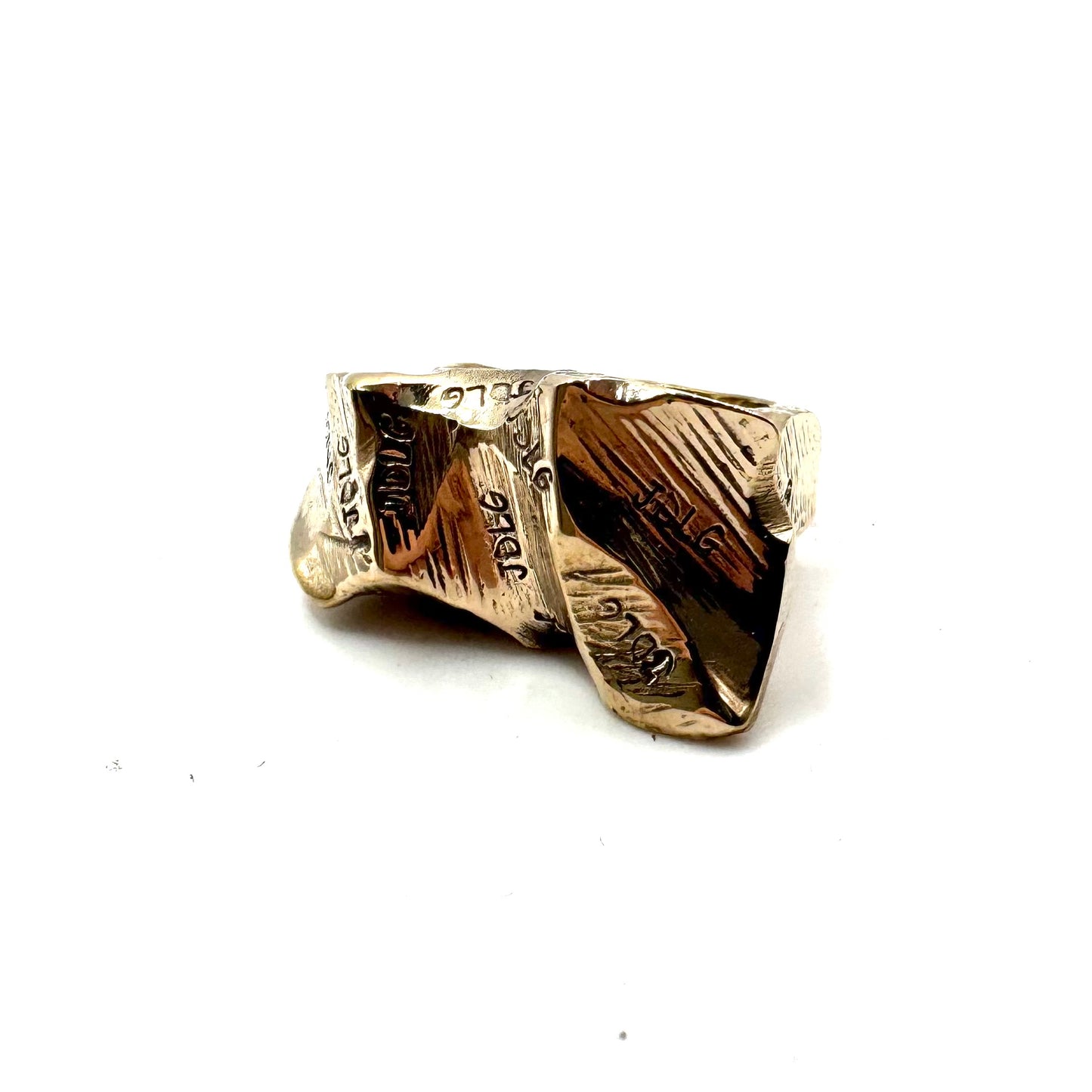 Modern Ring in Bronze