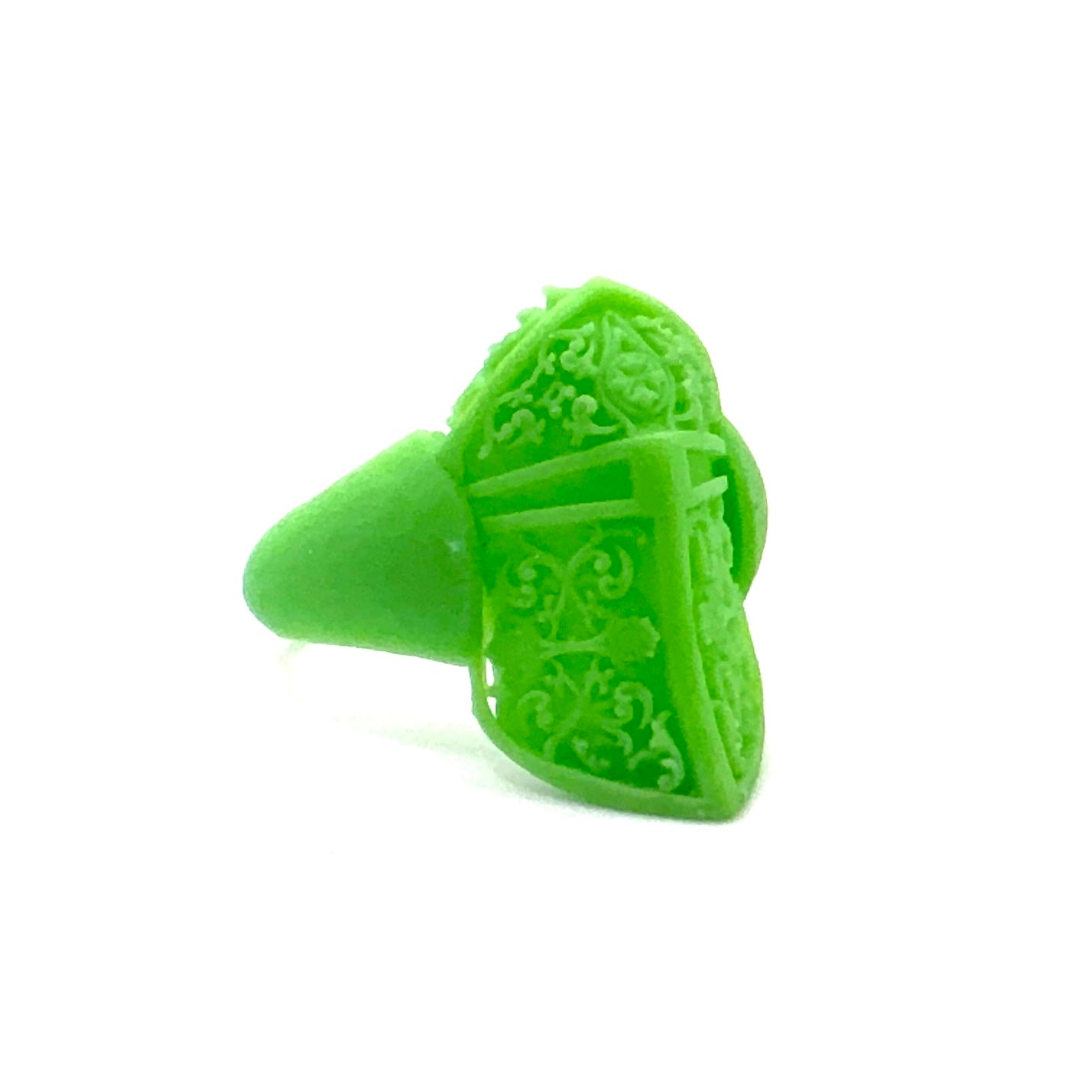 TO BE CAST - Knight Shield Ring In sterling Silver