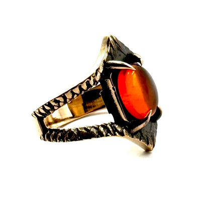 Serpent’s Bite Ring Amber in Bronze