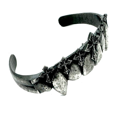 Vampire Fang Cuff in Sterling Silver