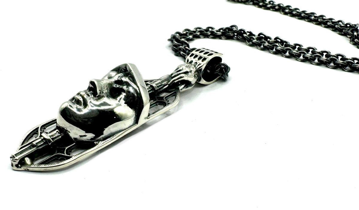 Effigy Necklace In Sterling Silver - Julian The 2nd - Effigy Necklace In Sterling Silver