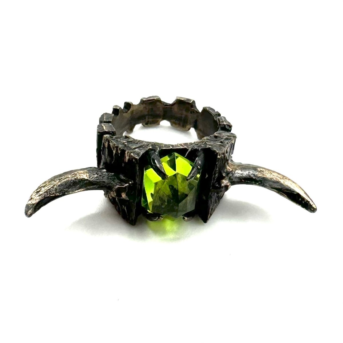 Hera’s Wrath Ring in Bronze with Peridot - Julian The 2nd - STONE RING - Hera’s Wrath Ring in Bronze with Peridot