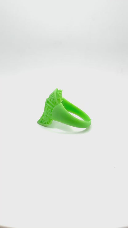 TO BE CAST - Knight Shield Ring In sterling Silver