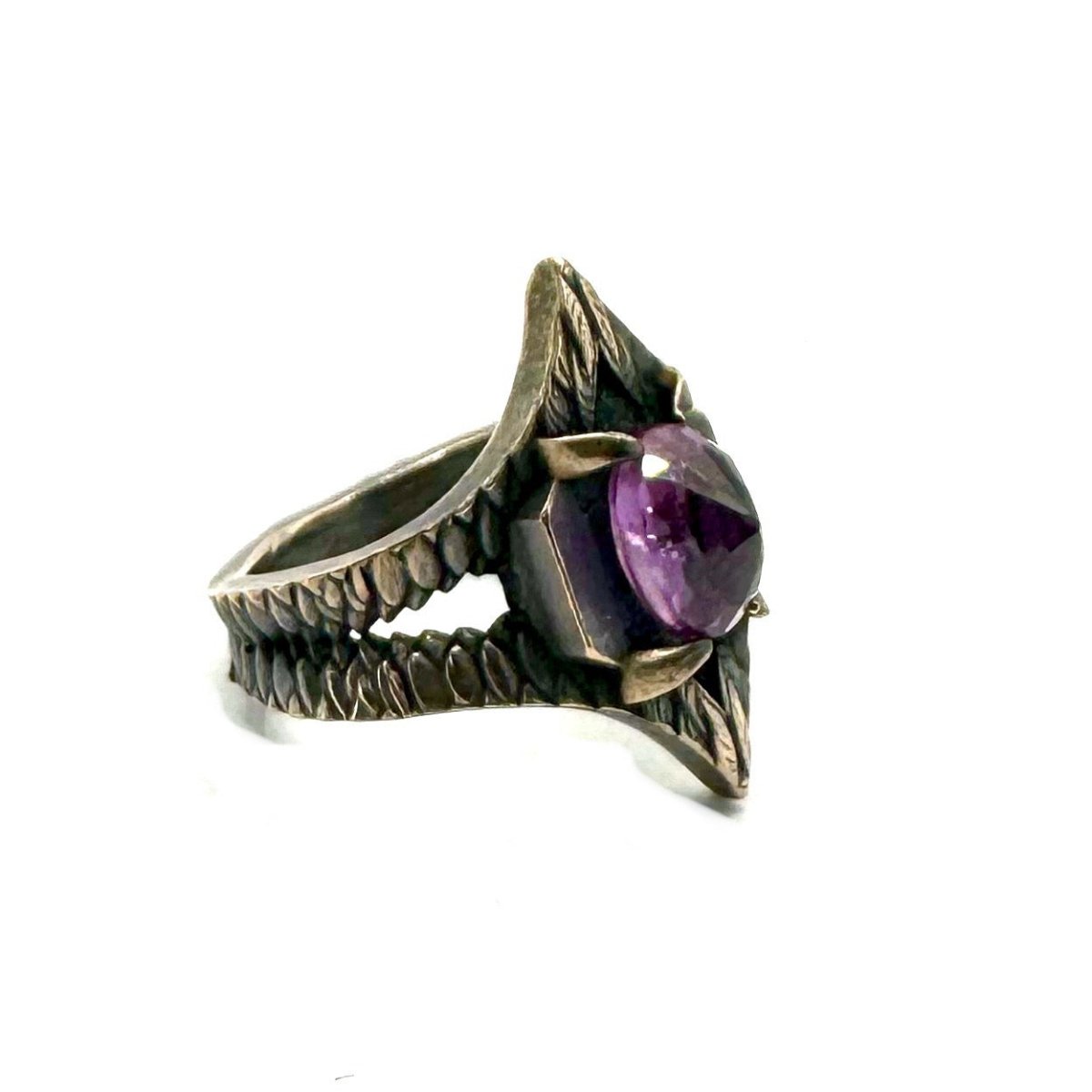 Serpent’s Bite Ring amethyst in Bronze - Julian The 2nd - RING - Serpent’s Bite Ring amethyst in Bronze