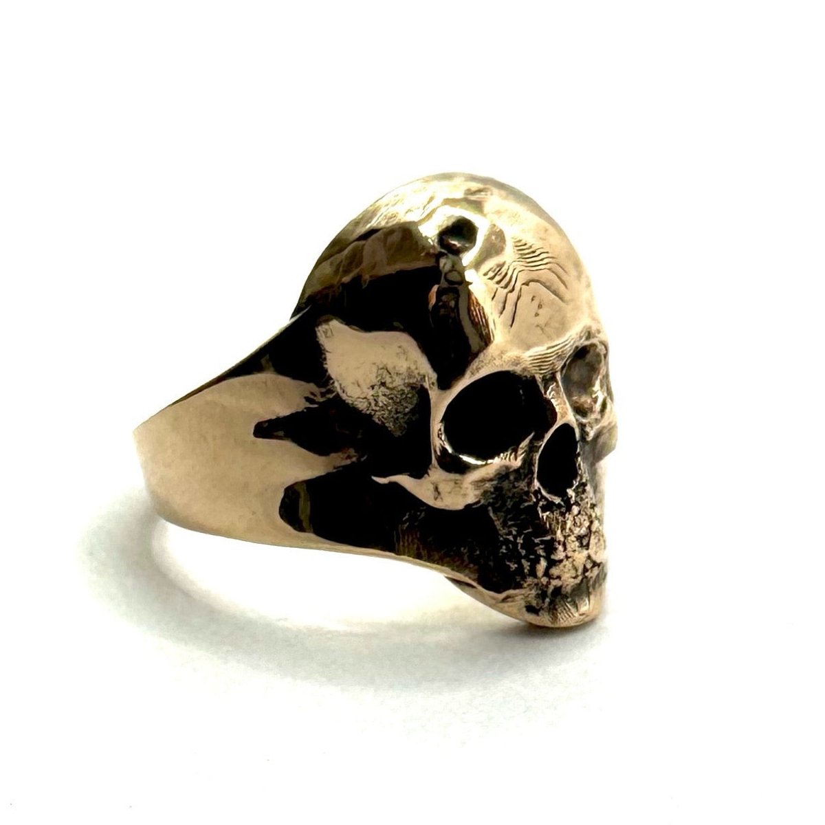 Ventil’s Sacrifice Skull Ring in Bronze - Julian The 2nd - RING - Ventil’s Sacrifice Skull Ring in Bronze